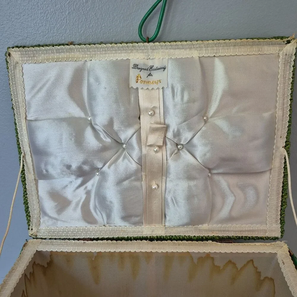 JCPenney VTG Green White Wicker Divider Sewing Box Caddy w/ Handle Accessories